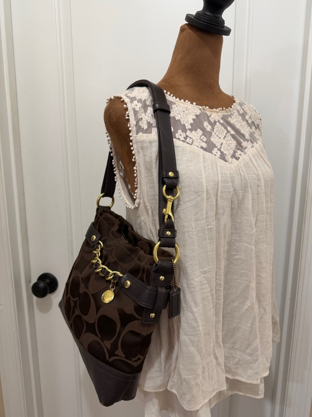 Coach Chocolate Brown Signature Sateen Leather Shoulder/Crossbody GoldTone Chain - Picture 15 of 15